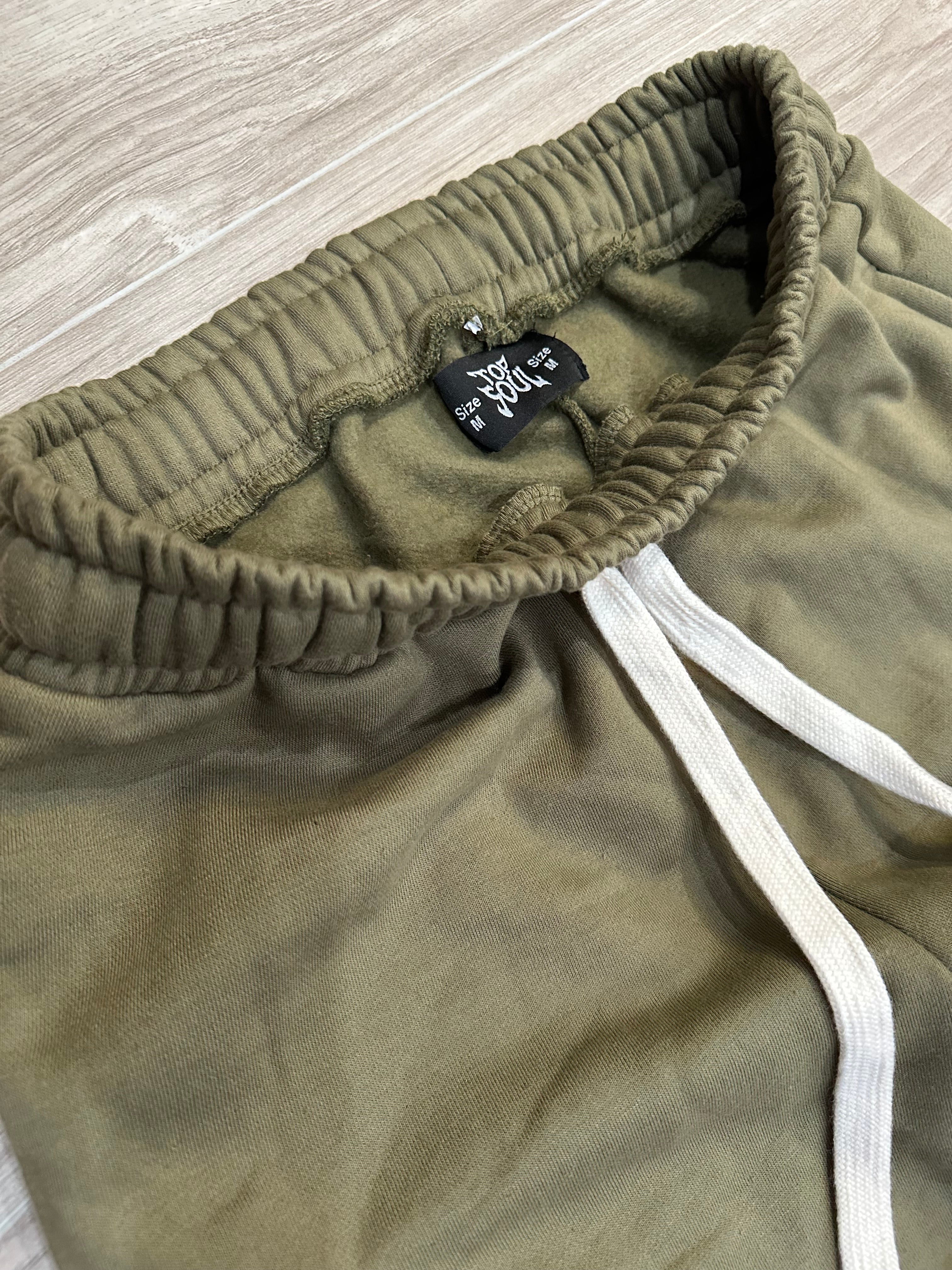 OLIVE GREEN FLARED SWEATS